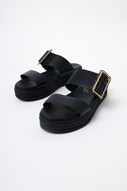 Čierne kožené šľapky THESSALONIQUE - Topánky