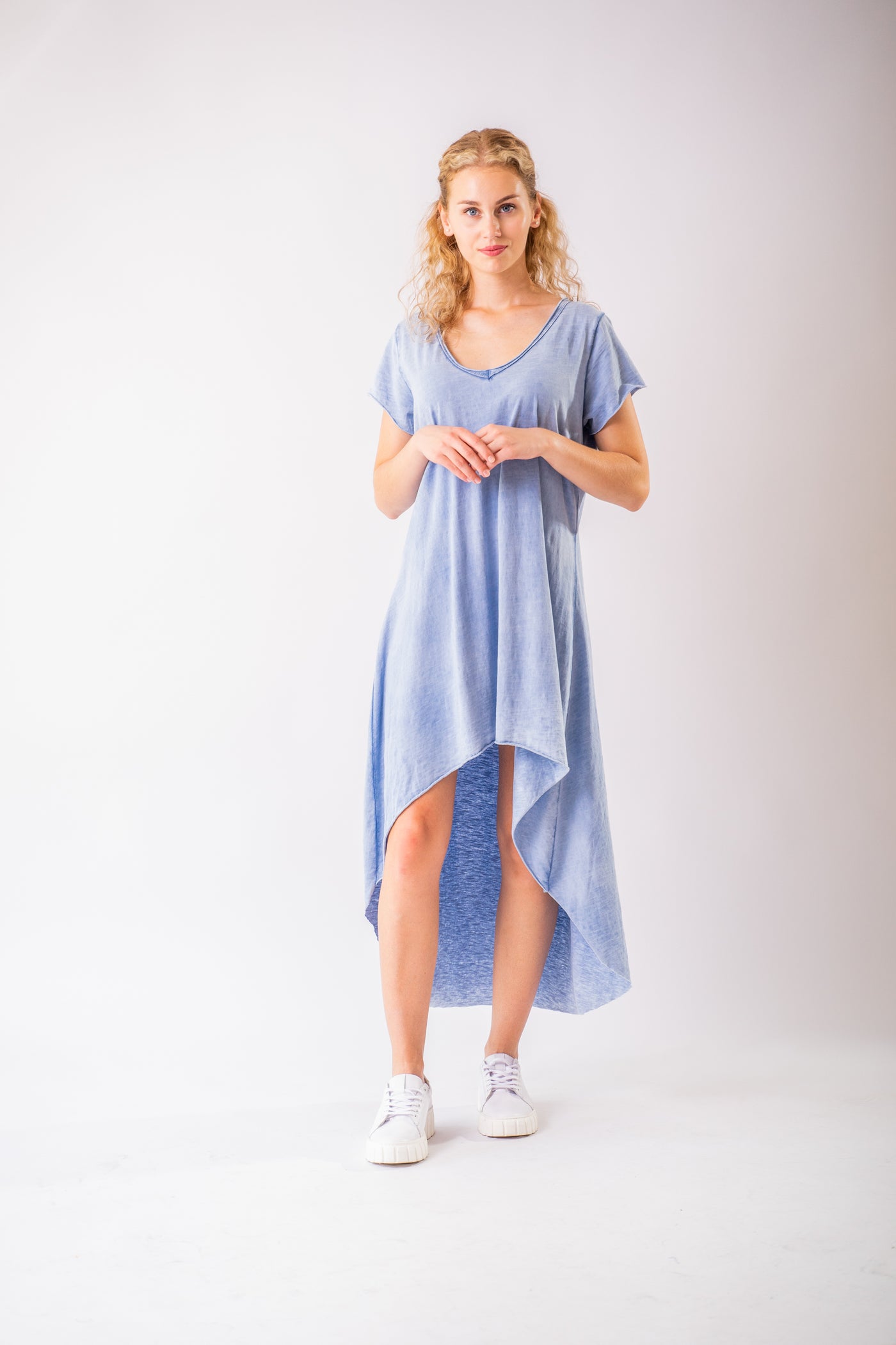 Modré asymetrické šaty Paola