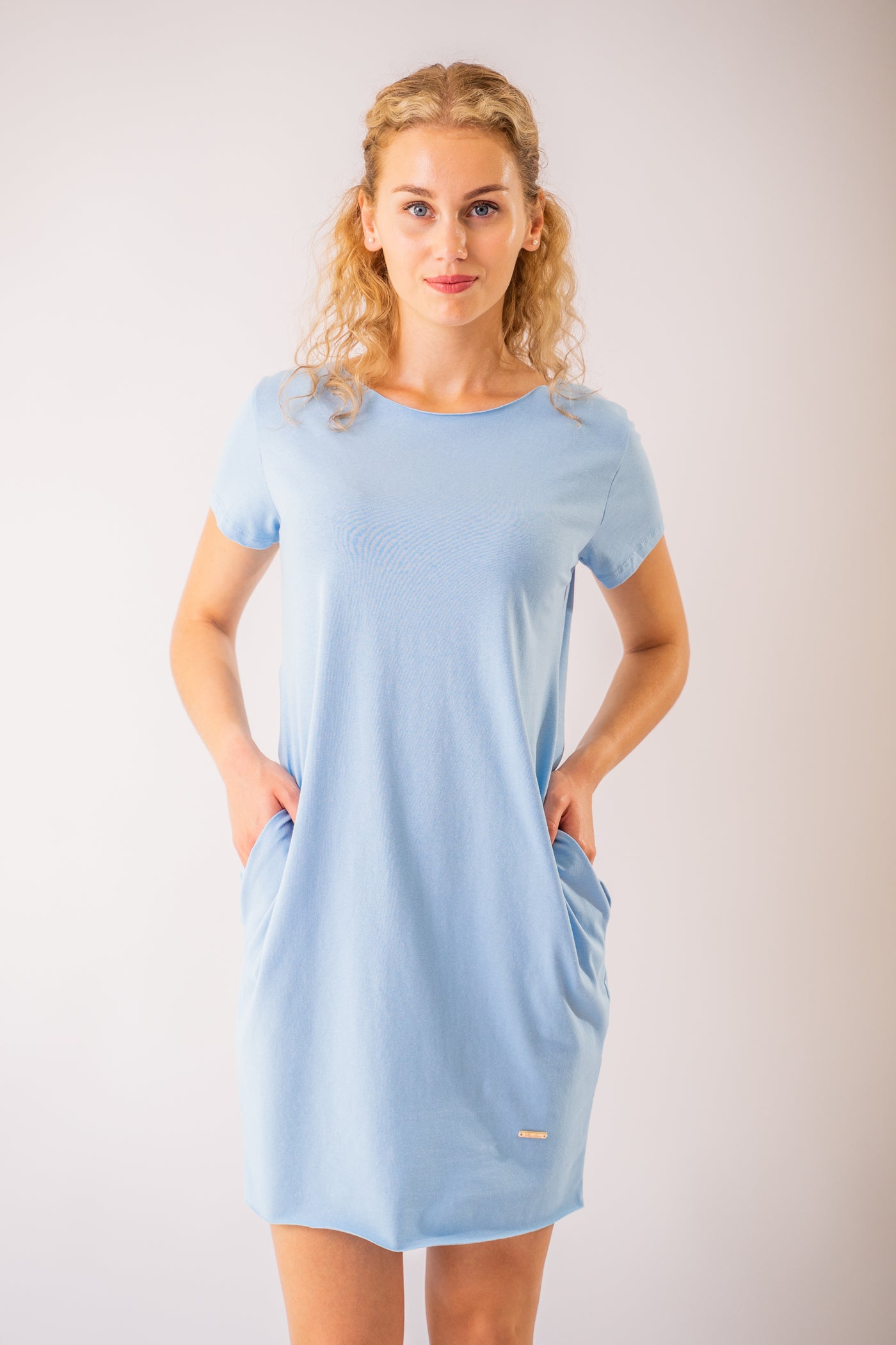 Modré krátke bavlnené šaty Thea