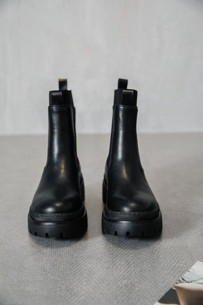 Čierne kotníkové čižmy Maren - Topánky