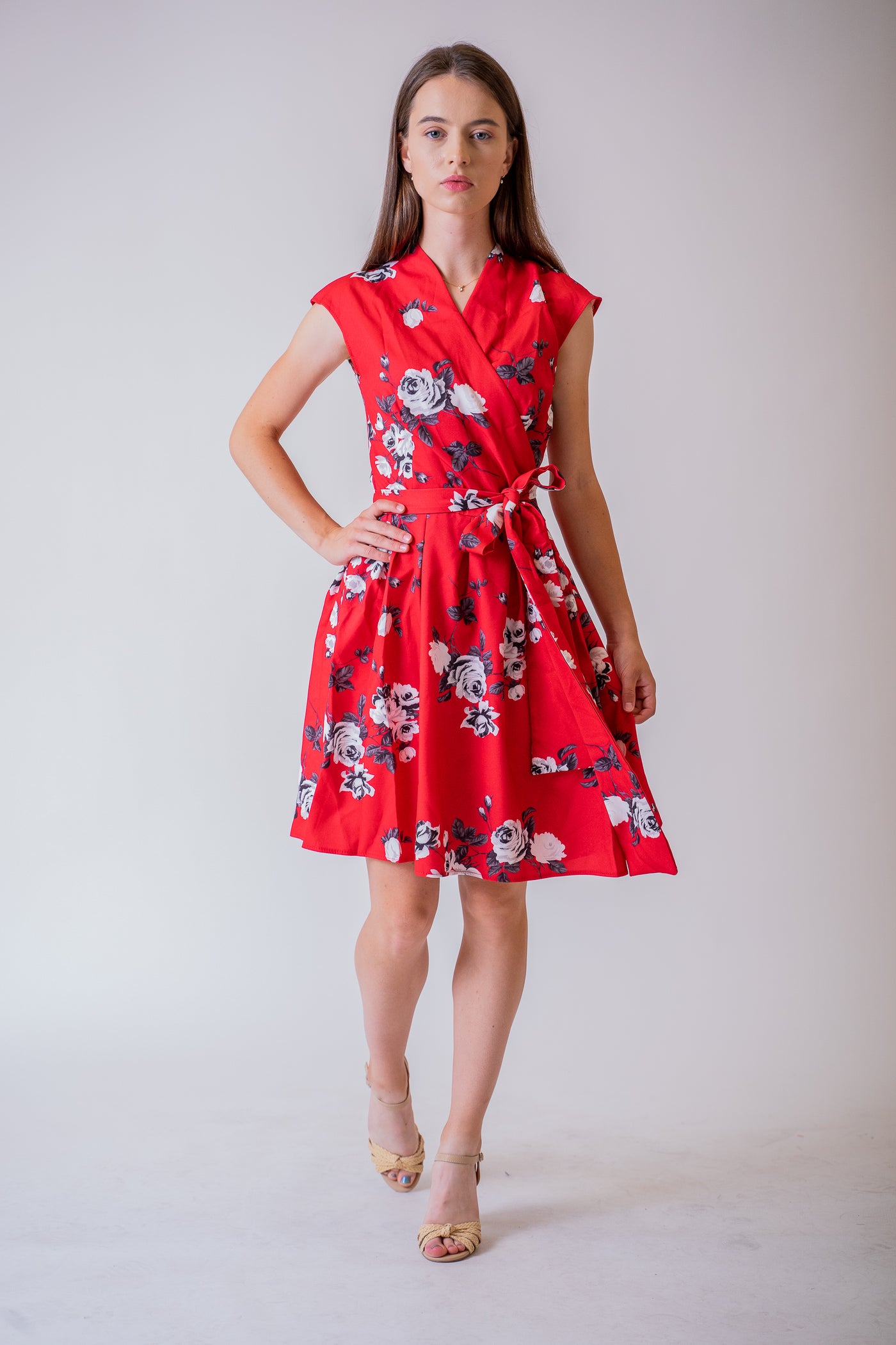 Červené zavinovacie kvetinové šaty - Šaty