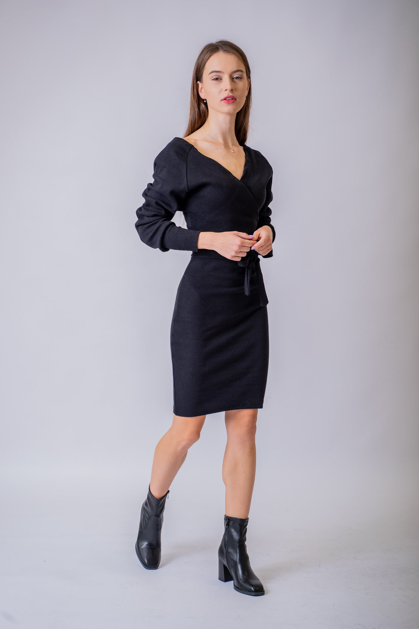 Čierne úpletové šaty Rea - Šaty