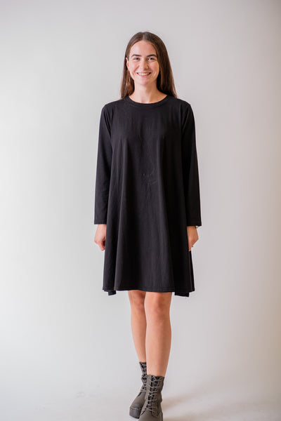 Jednoduché čierne šaty - UNI - Šaty