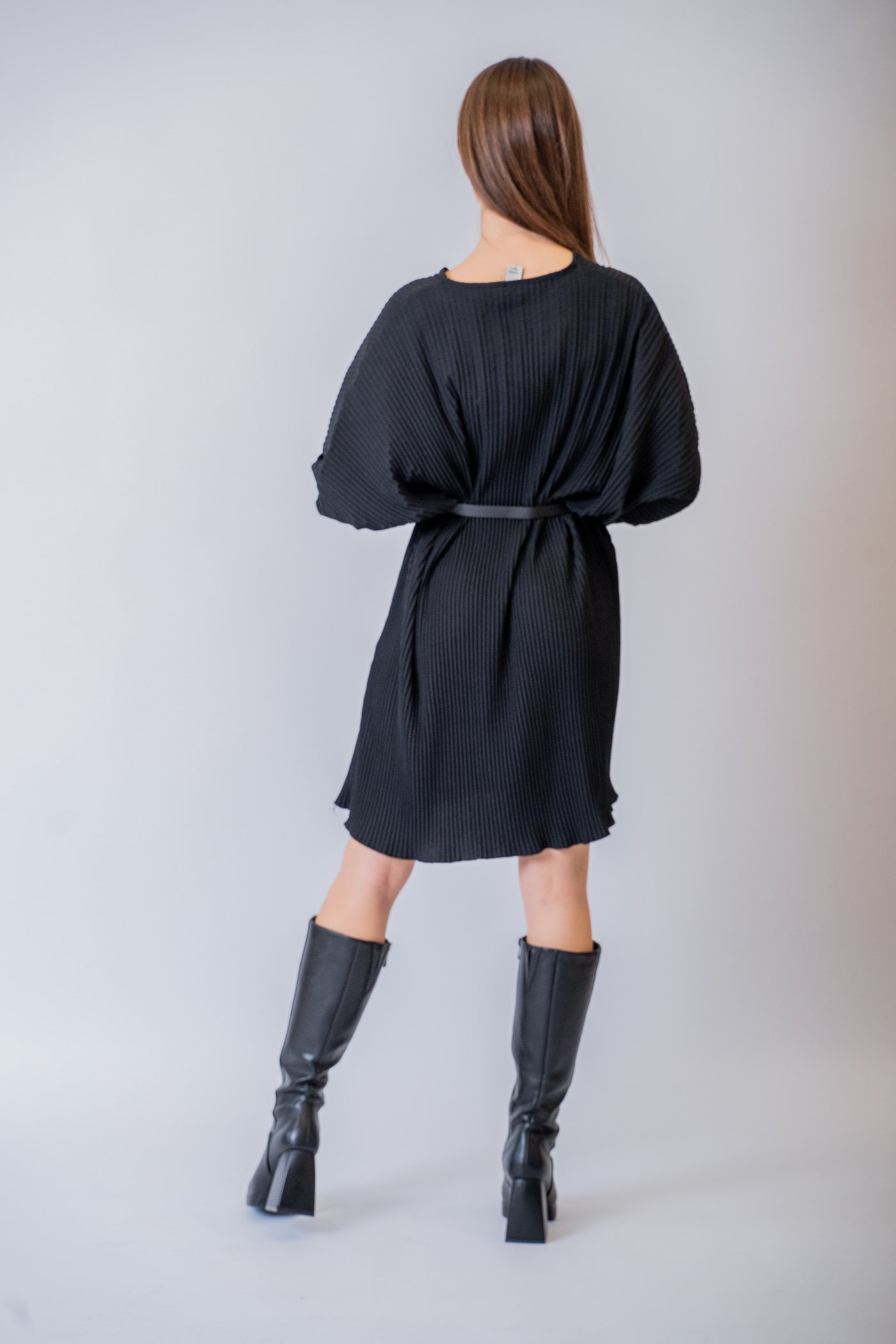 Čierne plisované šaty Xena