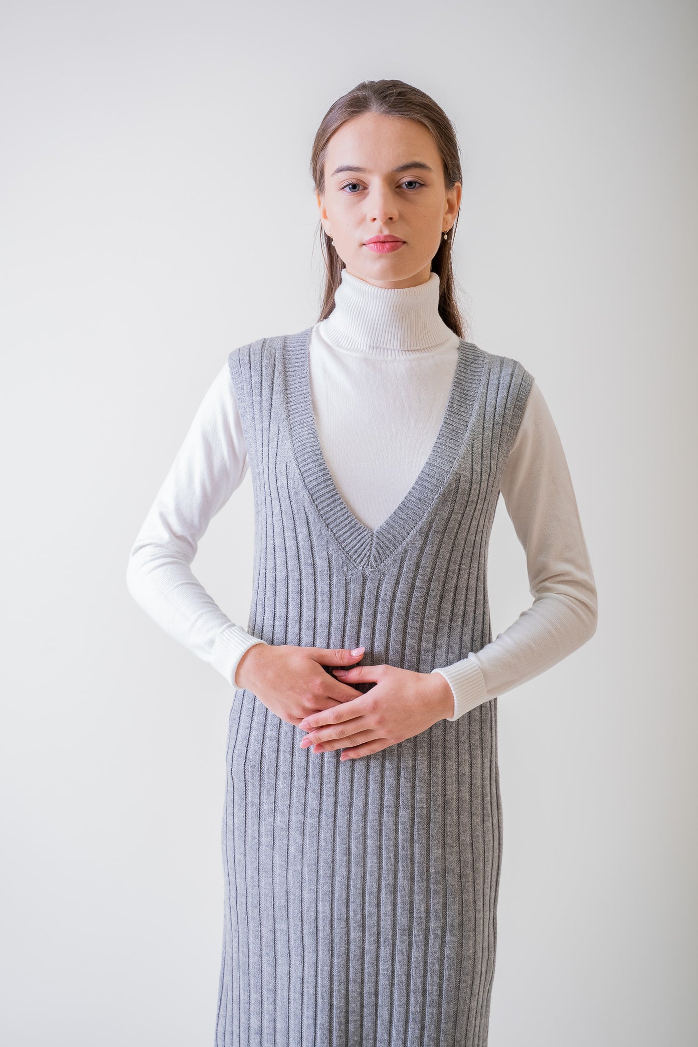 Sivé svetrové šaty - Šaty