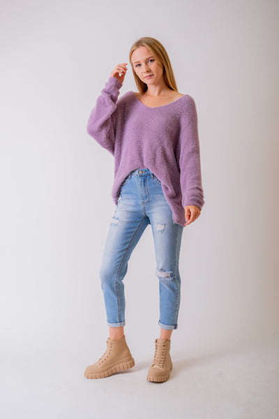Fialový sveter s véčkovým výstrihom - UNI